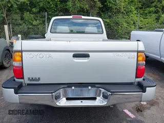 2001 Toyota Tacoma z VIN 5TENL42N81Z781994, wystawiony jako IAAI lot #42257348 z przebiegiem 196 508 mil mil oraz . Historia ofert i sprzedaży dostępna na DreamBid. Obrazek 16.