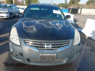 2010 Nissan Altima 3.5 SR with VIN 1N4BL2AP2AN527586, listed as a IAAI auction lot 41454445 with 184,955 mi miles. Bid and sale history available at carsss.com. Image 12.