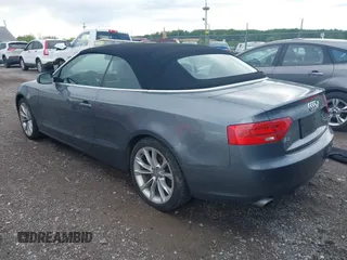 2013 Audi A5 Prestige z VIN WAUVFAFH3DN001222, wystawiony jako IAAI lot #42192027 z przebiegiem 203 070 mil mil oraz . Historia ofert i sprzedaży dostępna na DreamBid. Obrazek 3.