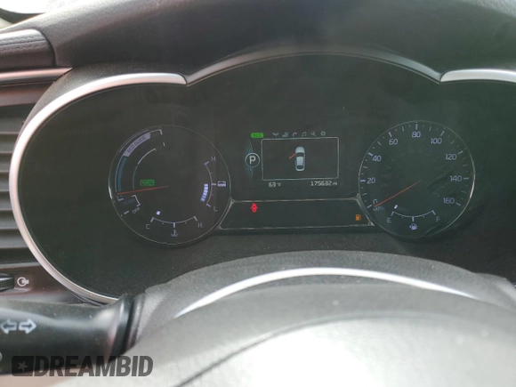 2015 Kia Optima EX z VIN KNAGN4AD9F5080044, wystawiony jako Copart lot #53201485 z przebiegiem 175 632 mil mil oraz Szkoda całkowita • Salvage title. Historia ofert i sprzedaży dostępna na DreamBid. Obrazek 9.
