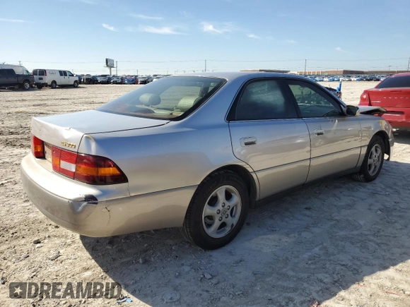 1998 Lexus ES 300 with VIN JT8BF28G3W5030236, listed as a Copart auction lot 45691855 with 181,675 mi miles and Salvage title. Bid and sale history available at DreamBid. Image 3.