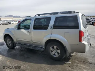 2006 Nissan Pathfinder SE with VIN 5N1AR18U36C615832, listed as a Copart auction lot 81623304 with 185,540 mi miles and Salvage Title. Bid and sale history available at carsss.com. Image 2.
