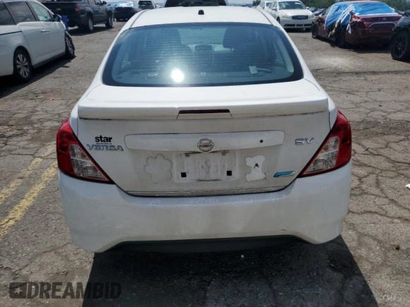 2016 Nissan Versa SV z VIN 3N1CN7AP9GL891389, wystawiony jako Copart lot #64146755 z przebiegiem 84 995 mil mil oraz Szkoda całkowita • Salvage title. Historia ofert i sprzedaży dostępna na DreamBid. Obrazek 6.
