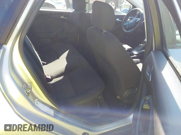 2016 Ford Focus SE with VIN 1FADP3F26GL272588, listed as a IAAI auction lot 41624534 with 149,808 mi miles. Bid and sale history available at carsss.com. Image 8.