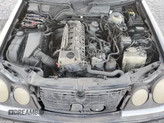 1998 Mercedes-Benz E 320 with VIN WDBJF25F4WA625790, listed as a Copart auction lot 87920735 with 179,382 mi miles and Clean Title. Bid and sale history available at DreamBid. Image 11.