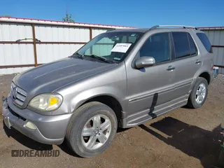 2005 Mercedes-Benz M 350 with VIN 4JGAB57E75A531903, listed as a IAAI auction lot 42497065 with 125,027 mi miles and . Bid and sale history available at DreamBid. Image 2.