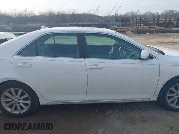 2014 Toyota Camry SE with VIN 4T1BK1FK0EU540896, listed as a IAAI auction lot 41611303 with 108,016 mi miles. Bid and sale history available at carsss.com. Image 13.