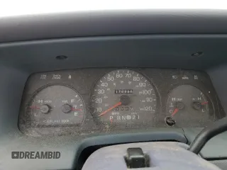 2000 Mercury Grand Marquis LS с VIN 2MEFM75W8YX736085, выставлен на аукционе Copart как лот 56324755 с пробегом 178 888 миль миль и Чистый • Clean title. История ставок и продаж доступна на DreamBid. Изображение 9.