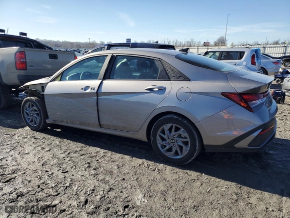 2024 Hyundai Elantra SEL with VIN KMHLM4DG5RU672377, listed as a Copart auction lot 46746345 with 24,316 mi miles and Salvage Title. Bid and sale history available at carsss.com. Image 2.
