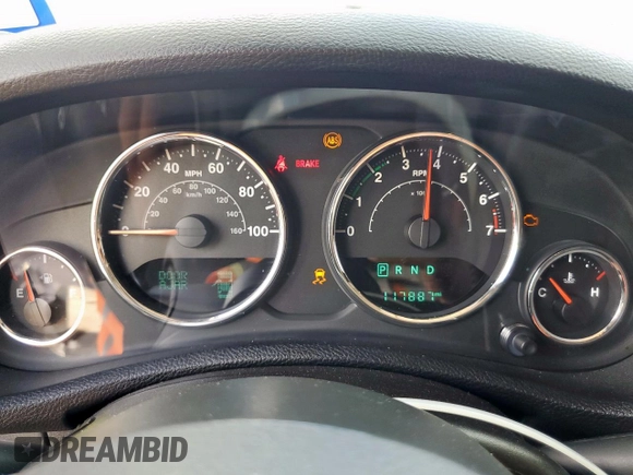 2015 Jeep Wrangler Unlimited Sahara with VIN 1C4BJWEG4FL668339, listed as a Copart auction lot 61221325 with 117,887 mi miles and Salvage title. Bid and sale history available at DreamBid. Image 9.