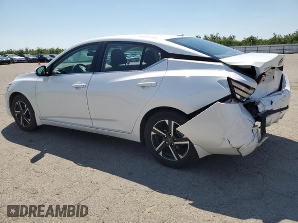 2024 Nissan Sentra SV z VIN 3N1AB8CV1RY223366, wystawiony jako Copart lot #55123645 z przebiegiem 14 736 mil mil oraz Szkoda całkowita • Salvage title. Historia ofert i sprzedaży dostępna na DreamBid. Obrazek 2.