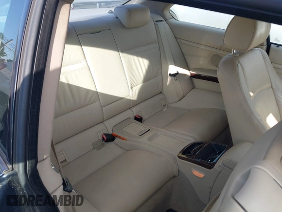 2009 BMW 3 Series 328i xDrive with VIN WBAWV53539P079746, listed as a IAAI auction lot 42205446 with 114,155 mi miles and . Bid and sale history available at carsss.com. Image 8.