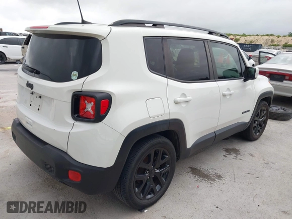 2018 Jeep Renegade Latitude with VIN ZACCJABH7JPH95711, listed as a IAAI auction lot 42124871 with 177,280 mi miles. Bid and sale history available at carsss.com. Image 4.