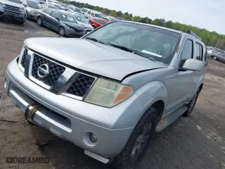 2006 Nissan Pathfinder SE with VIN 5N1AR18U76C625084, listed as a IAAI auction lot 41910102 with 1 mi miles. Bid and sale history available at carsss.com. Image 2.