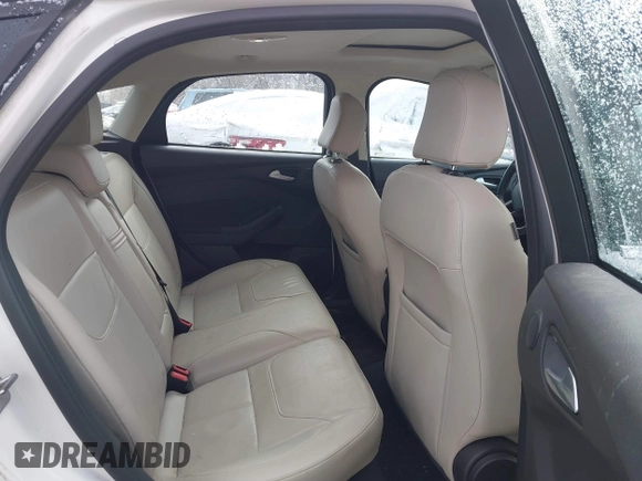 2015 Ford Focus Titanium с VIN 1FADP3N26FL232639, выставлен на аукционе IAAI как лот 41699403 с пробегом 86 870 миль миль и . История ставок и продаж доступна на DreamBid. Изображение 8.