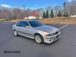 2000 BMW M5 z VIN WBSDE9343YBZ94710, wystawiony jako Copart lot #56716935 z przebiegiem 169 877 mil mil oraz Tytuł czysty. Historia ofert i sprzedaży dostępna na DreamBid. Obrazek 1.