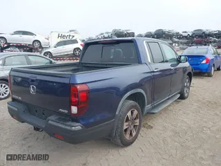 2019 Honda Ridgeline RTL-E with VIN 5FPYK3F76KB004584, listed as a IAAI auction lot 41472368 with 49,251 mi miles. Bid and sale history available at carsss.com. Image 4.