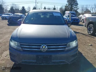 2019 Volkswagen Tiguan SE with VIN 3VV2B7AX4KM013634, listed as a IAAI auction lot 41429236 with 133,492 mi miles. Bid and sale history available at carsss.com. Image 12.