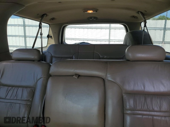 2000 Ford Excursion Limited с VIN 1FMNU43SXYED53743, выставлен на аукционе Copart как лот 59313845 с пробегом 391 409 миль миль и Списание • Salvage title. История ставок и продаж доступна на DreamBid. Изображение 10.