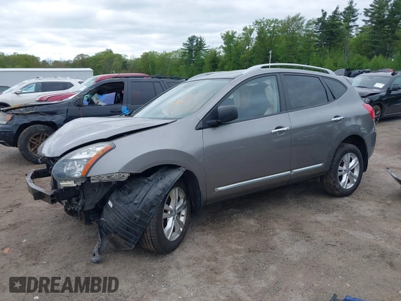 2015 Nissan Rogue S z VIN JN8AS5MV8FW765307, wystawiony jako IAAI lot #42307390 z przebiegiem 130 641 mil mil oraz . Historia ofert i sprzedaży dostępna na DreamBid. Obrazek 2.