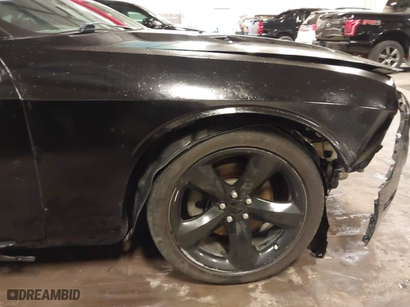 2013 Dodge Challenger SXT with VIN 2C3CDYAG2DH663247, listed as a IAAI auction lot 41908657 with 172,316 mi miles. Bid and sale history available at carsss.com. Image 18.
