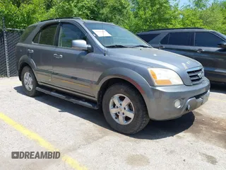2008 Kia Sorento EX z VIN KNDJC736385782393, wystawiony jako IAAI lot #42232909 z przebiegiem 225 463 mil mil oraz . Historia ofert i sprzedaży dostępna na DreamBid. Obrazek 1.
