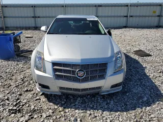 2010 Cadillac CTS Luxury z VIN 1G6DE5EG6A0118628, wystawiony jako Copart lot #52217455 z przebiegiem 138 733 mil mil oraz Szkody całkowita. Historia ofert i sprzedaży dostępna na DreamBid. Obrazek 5.