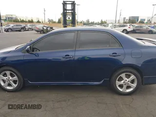 2013 Toyota Corolla L with VIN 5YFBU4EE1DP095964, listed as a IAAI auction lot 42055025 with 166,826 mi miles. Bid and sale history available at carsss.com. Image 14.