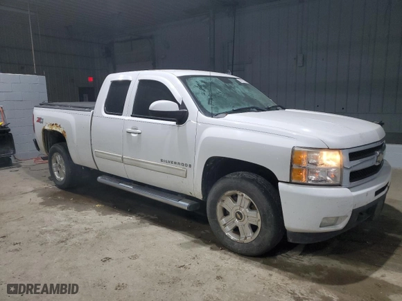 2009 Chevrolet Silverado 1500 LTZ with VIN 1GCEK390X9Z277364, listed as a Copart auction lot 84702604 with 187,325 mi miles and Clean Title. Bid and sale history available at carsss.com. Image 4.