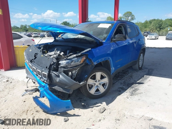 2022 Jeep Compass Latitude with VIN 3C4NJCBB7NT119404, listed as a IAAI auction lot 41846502 with 51,483 mi miles and . Bid and sale history available at carsss.com. Image 2.