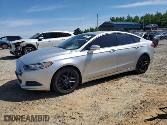2015 Ford Fusion SE z VIN 3FA6P0H70FR265071, wystawiony jako Copart lot #55843685 z przebiegiem 137 104 mil mil oraz Szkoda całkowita • Salvage title. Historia ofert i sprzedaży dostępna na DreamBid. Obrazek 1.
