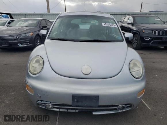 2003 Volkswagen New Beetle Coupe GLX with VIN 3VWDD21C13M422352, listed as a Copart auction lot 44459485 with 93,029 mi miles and Clean Title. Bid and sale history available at carsss.com. Image 5.
