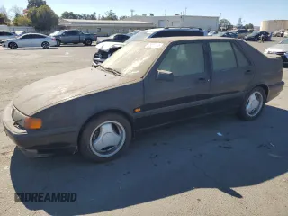1996 Saab 9000 z VIN YS3CH65R6T1006635, wystawiony jako Copart lot #75867504 z przebiegiem 42 773 mil mil oraz Tytuł czysty. Historia ofert i sprzedaży dostępna na DreamBid. Obrazek 1.
