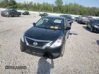 2017 Nissan Versa S Plus z VIN 3N1CN7AP5HL847956, wystawiony jako Copart lot #52648345 z przebiegiem Nie podano mil oraz Szkoda całkowita • Salvage title. Historia ofert i sprzedaży dostępna na DreamBid. Obrazek 11.
