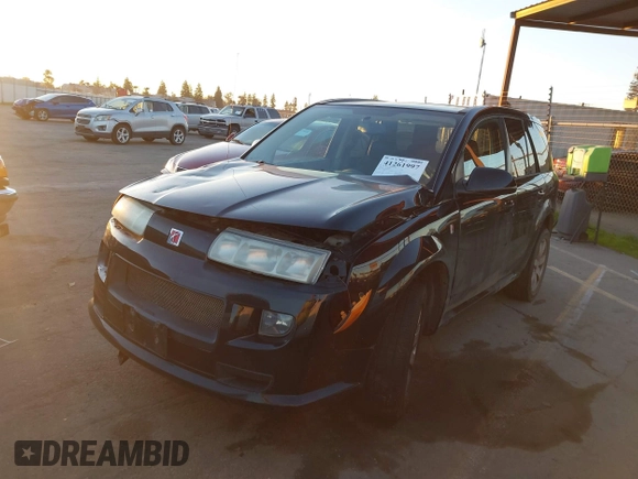 2005 Saturn VUE z VIN 5GZCZ53495S859628, wystawiony jako IAAI lot #41261997 z przebiegiem 124 561 mil mil oraz . Historia ofert i sprzedaży dostępna na DreamBid. Obrazek 2.