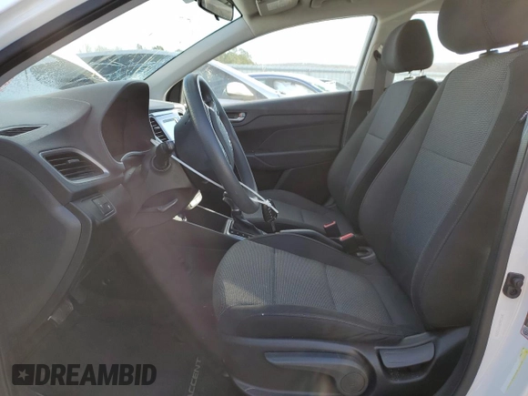 2019 Hyundai Accent SE with VIN 3KPC24A39KE052888, listed as a Copart auction lot 82880054 with 83,663 mi miles and Salvage Title. Bid and sale history available at carsss.com. Image 7.