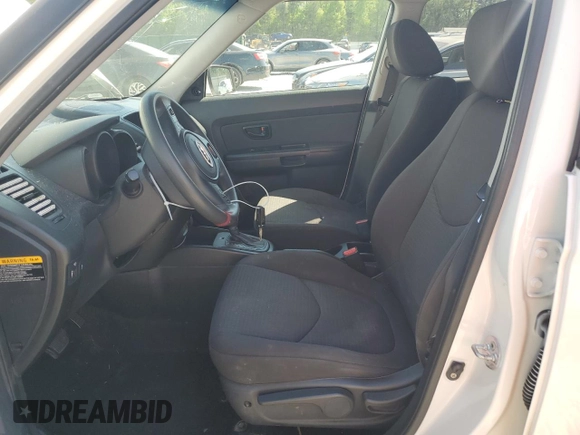 2013 Kia Soul with VIN KNDJT2A58D7503290, listed as a Copart auction lot 52391595 with 124,457 mi miles and Salvage Title. Bid and sale history available at carsss.com. Image 7.