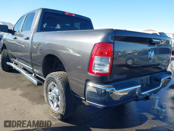 2019 Ram 2500 Big Horn with VIN 3C6UR5DL3KG519364, listed as a IAAI auction lot 41582163 with 21,881 mi miles and . Bid and sale history available at DreamBid. Image 3.