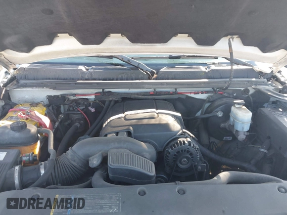 2007 Chevrolet Silverado 1500 LT w/1LT with VIN 2GCEC19JX71639564, listed as a IAAI auction lot 41437574 with 362,629 mi miles. Bid and sale history available at carsss.com. Image 10.