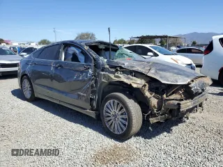 2015 Ford Fusion SE Hybrid with VIN 3FA6P0LU4FR183874, listed as a Copart auction lot 47628695 with Not Provided miles and Salvage Title. Bid and sale history available at carsss.com. Image 4.