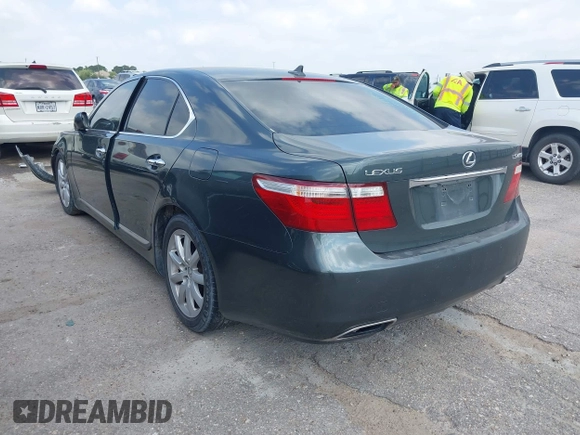 2007 Lexus LS 460 with VIN JTHBL46F275001956, listed as a IAAI auction lot 42298753 with Not provided miles and . Bid and sale history available at DreamBid. Image 3.