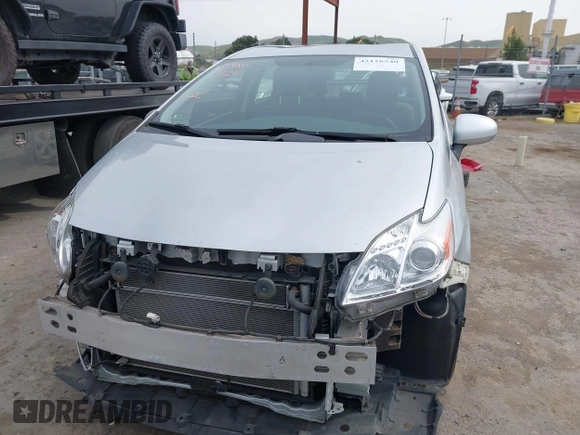 2015 Toyota Prius Four with VIN JTDKN3DU3F0413662, listed as a IAAI auction lot 42126540 with 34,252 mi miles. Bid and sale history available at carsss.com. Image 13.