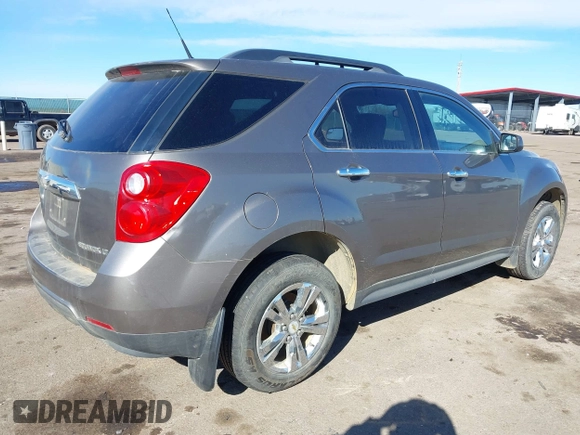 2012 Chevrolet Equinox 1LT z VIN 2GNALDEK2C6107180, wystawiony jako IAAI lot #41673707 z przebiegiem 200 000 mil mil oraz . Historia ofert i sprzedaży dostępna na DreamBid. Obrazek 4.