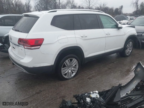 2019 Volkswagen Atlas 3.6L V6 SEL with VIN 1V2ER2CAXKC544274, listed as a IAAI auction lot 41112216 with 88,052 mi miles. Bid and sale history available at carsss.com. Image 4.