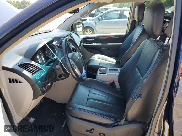 2016 Chrysler Town & Country Touring with VIN 2C4RC1BG4GR193560, listed as a Copart auction lot 53730055 with 132,552 mi miles and Salvage Title. Bid and sale history available at DreamBid. Image 7.