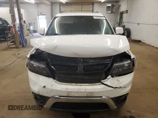 2017 Dodge Journey Crossroad Plus z VIN 3C4PDCGG1HT536297, wystawiony jako Copart lot #58489885 z przebiegiem 101 865 mil mil oraz Szkoda całkowita • Salvage title. Historia ofert i sprzedaży dostępna na DreamBid. Obrazek 5.