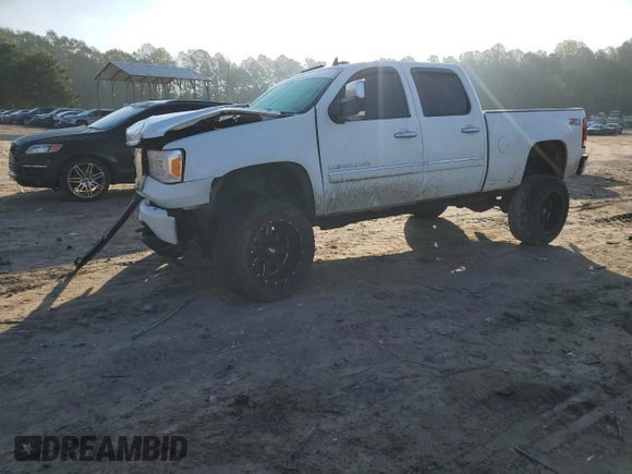 2013 GMC Sierra 3500HD SRW Denali z VIN 1GT426E86DF130266, wystawiony jako Copart lot #73859924 z przebiegiem 183 238 mil mil oraz Szkoda całkowita • Salvage title. Historia ofert i sprzedaży dostępna na DreamBid. Obrazek 1.