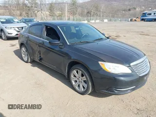 2012 Chrysler 200 LX with VIN 1C3CCBAB7CN318841, listed as a IAAI auction lot 41812338 with 149,400 mi miles. Bid and sale history available at carsss.com. Image 1.