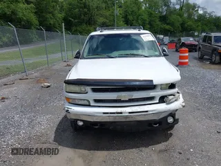 2003 Chevrolet Tahoe Z71 z VIN 1GNEK13Z23R230226, wystawiony jako IAAI lot #42252874 z przebiegiem 251 268 mil mil oraz . Historia ofert i sprzedaży dostępna na DreamBid. Obrazek 12.