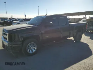 2010 Chevrolet Silverado 1500 LS with VIN 1GCSCREA2AZ113483, listed as a Copart auction lot 45420265 with 76,387 mi miles and Salvage Title. Bid and sale history available at carsss.com. Image 1.